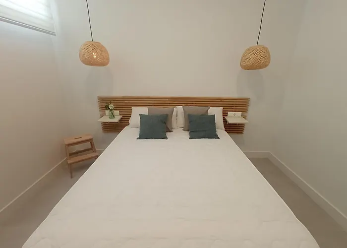 Moderno Junto A Estacion De Tren شقة