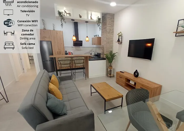 Moderno Junto A Estación De Tren Córdova