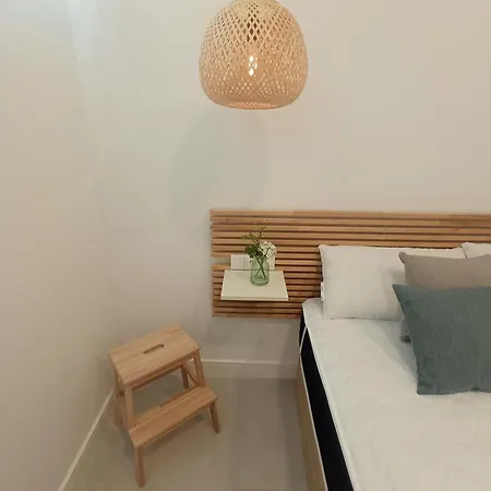 Moderno Junto A Estacion De Tren Apartment *